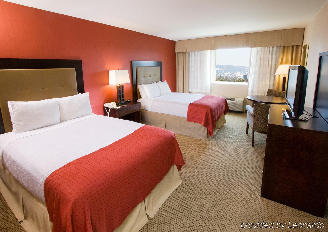 Hotel Angeles - Lax Airport By Ihg 3*